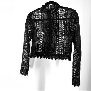 Appliqué lace top